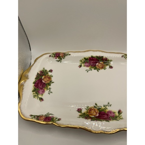 Royal Albert - OLD COUNTRY ROSES - 12" Rectangular Sandwich Tray - Picture 2 of 8